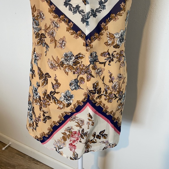 Lots of Love by Speechless-Earthy Floral Halter Boho Sleeveless Mini Dress Sz Sm - Picture 11 of 16